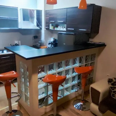 уютен двустаен с прекрасна гледка * Veliko Tărnovo