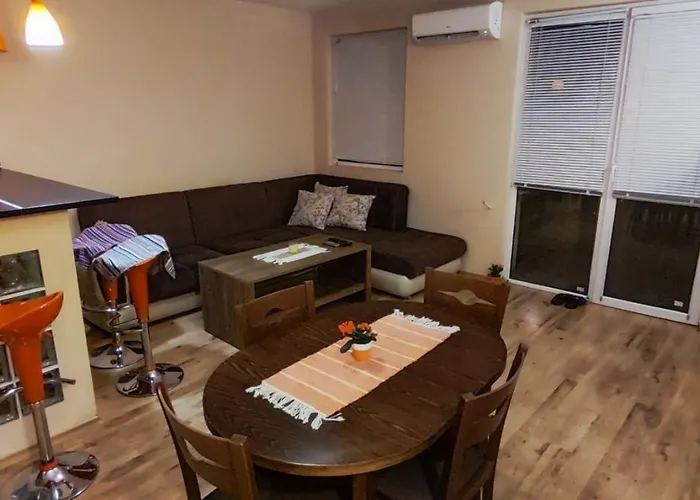 уютен двустаен с прекрасна гледка Apartment *