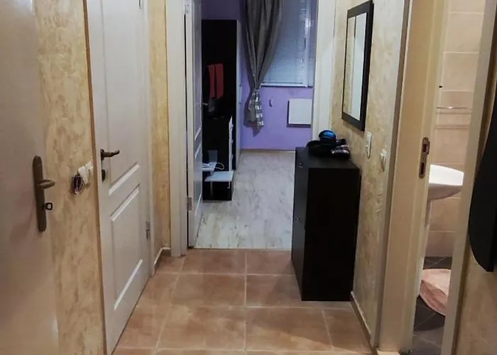 уютен двустаен с прекрасна гледка